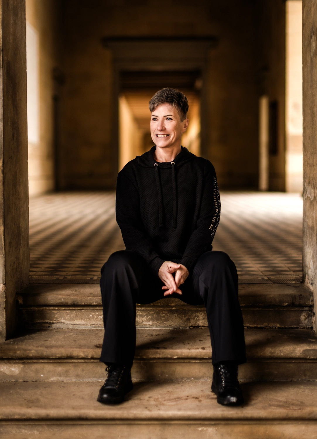 Coaching für Narzissmusopfer, toxische Beziehung lösen, Gaslighting erkennen und beenden, emotionale Abhängigkeit überwinden, Umgang mit Narzissten, Co-Abhängigkeit beenden, Selbstwertgefühl stärken, Grenzen setzen lernen, emotionaler Missbrauch, Traumaheilung, Selbstliebe lernen, Wie trenne ich mich von einem Narzissten, Narzissmus in der Familie, Narzisstische Eltern Hilfe, Aufwachsen bei narzisstischen Eltern, Love-Bombing erkennen, Flying Monkeys Bedeutung, Grey Stone Methode